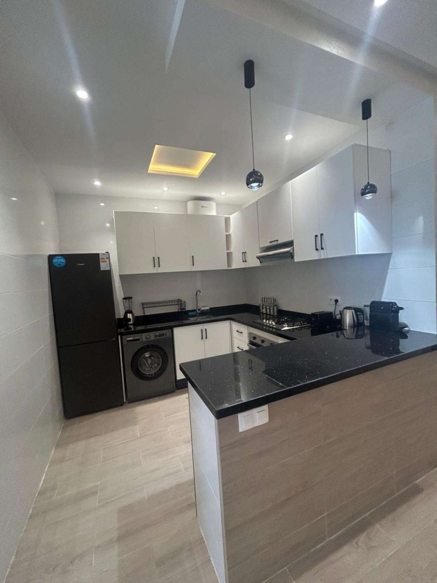 Appartement Haut Standing En Face De La Marina Et A 200M Du Port De Tanger - Appt 2 Exterior foto